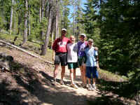 We met this nice family of hikers on the trail down.